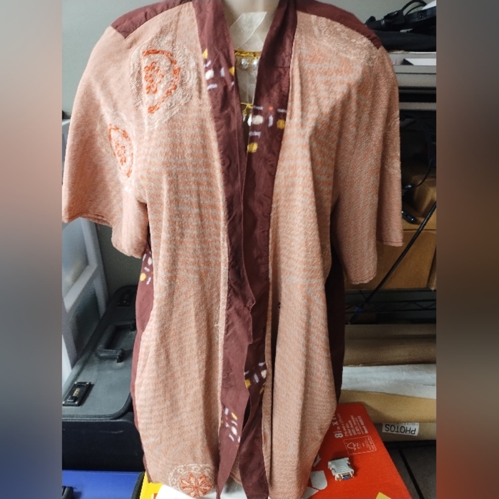 Stylish Women's Kimono Cardigan - Peach and Brown